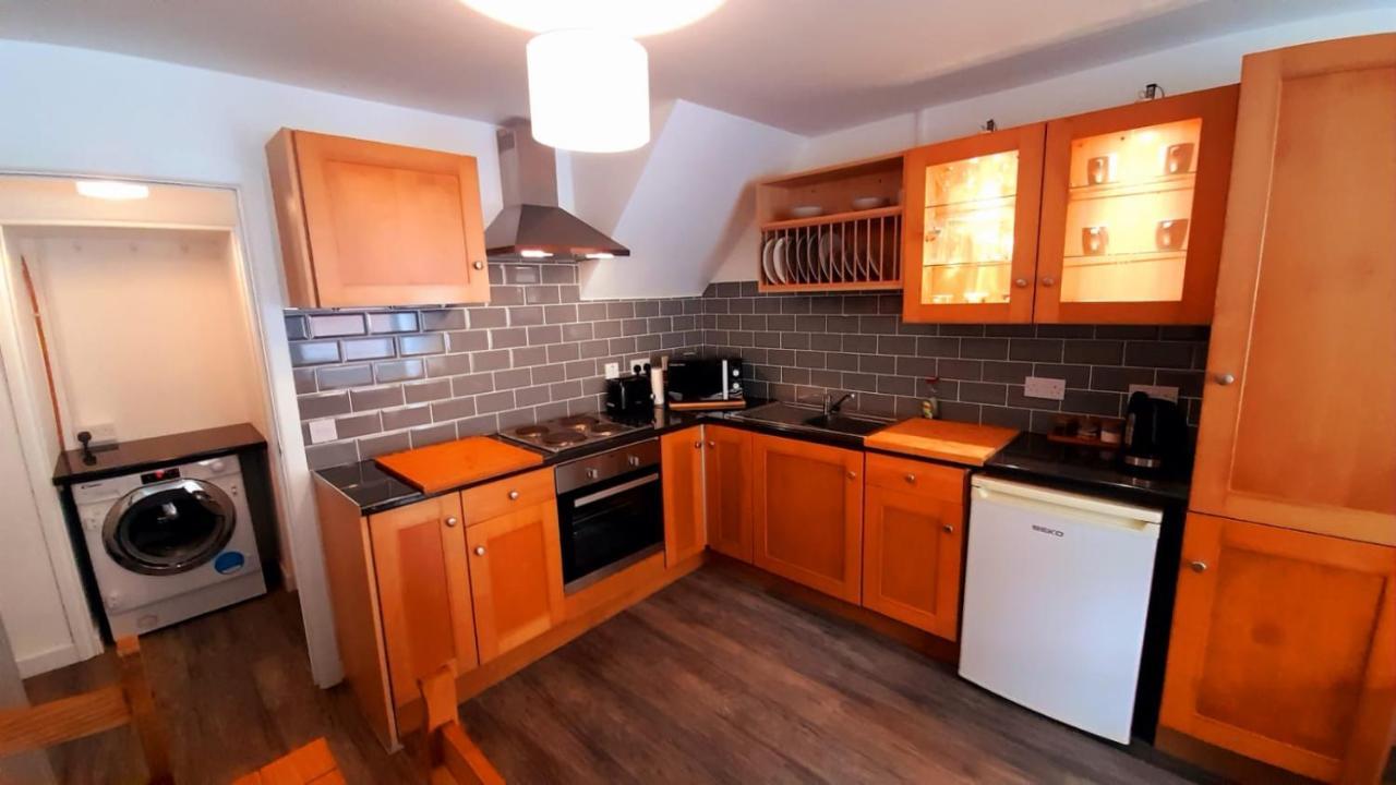 Ballycastle Accommodation - Ash Tree House Экстерьер фото